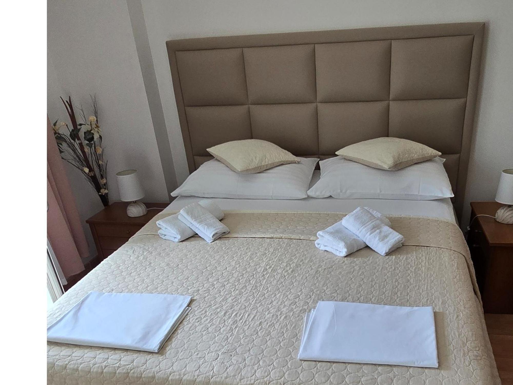 Apartments Villa Katarina Makarska Eksteriør bilde